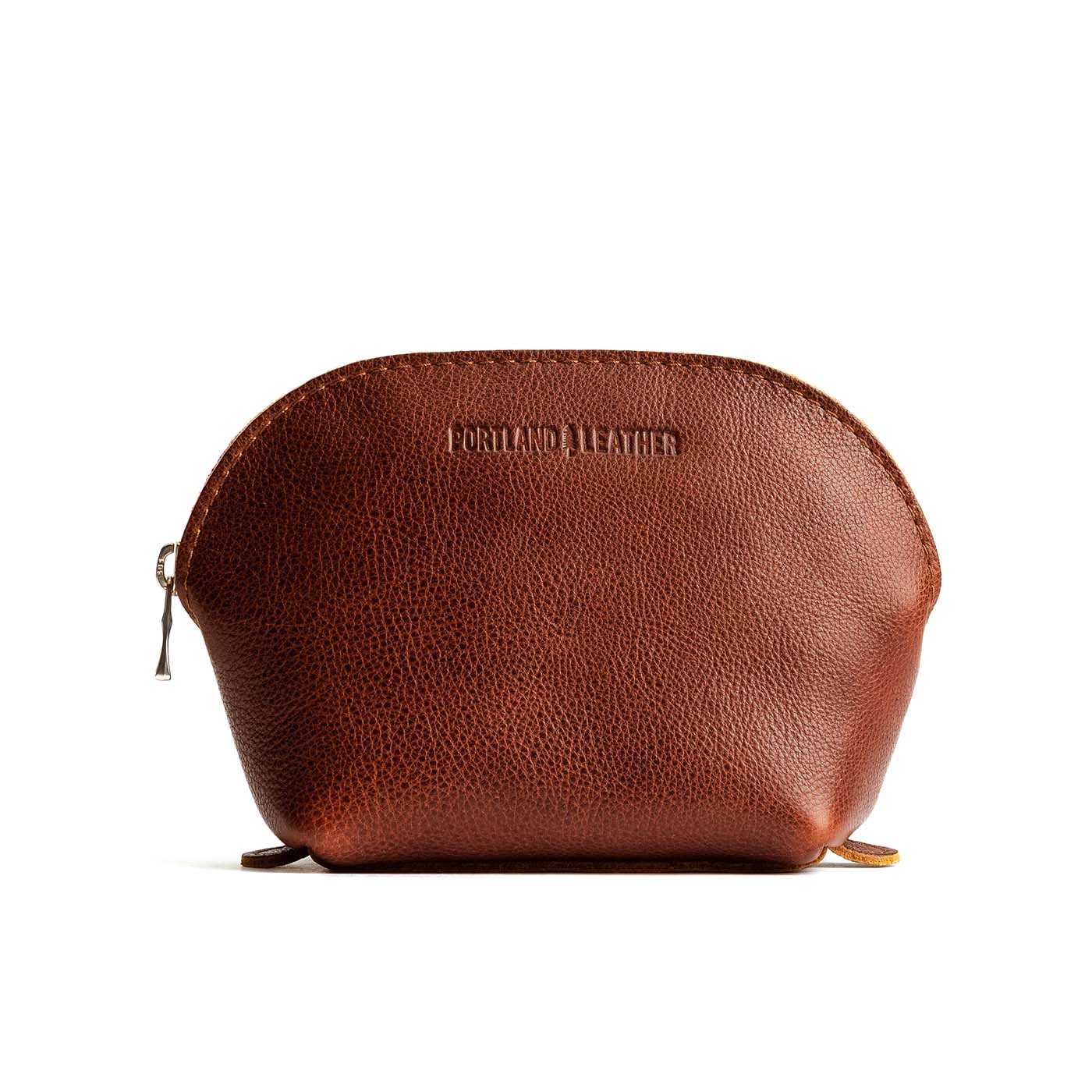 Nutmeg Bella | Leather makeup bag with curved top zipper and flat bottom