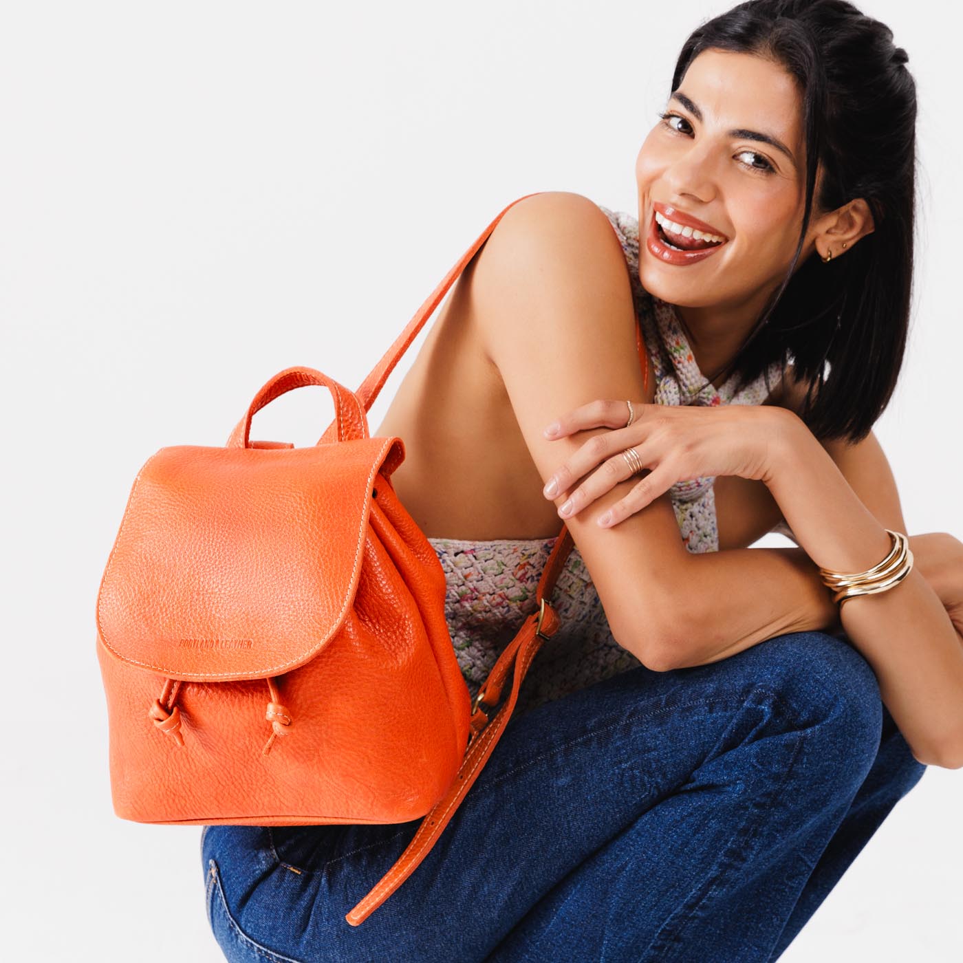 Cape Coral  | Model wear slouchy leather bucket backpack