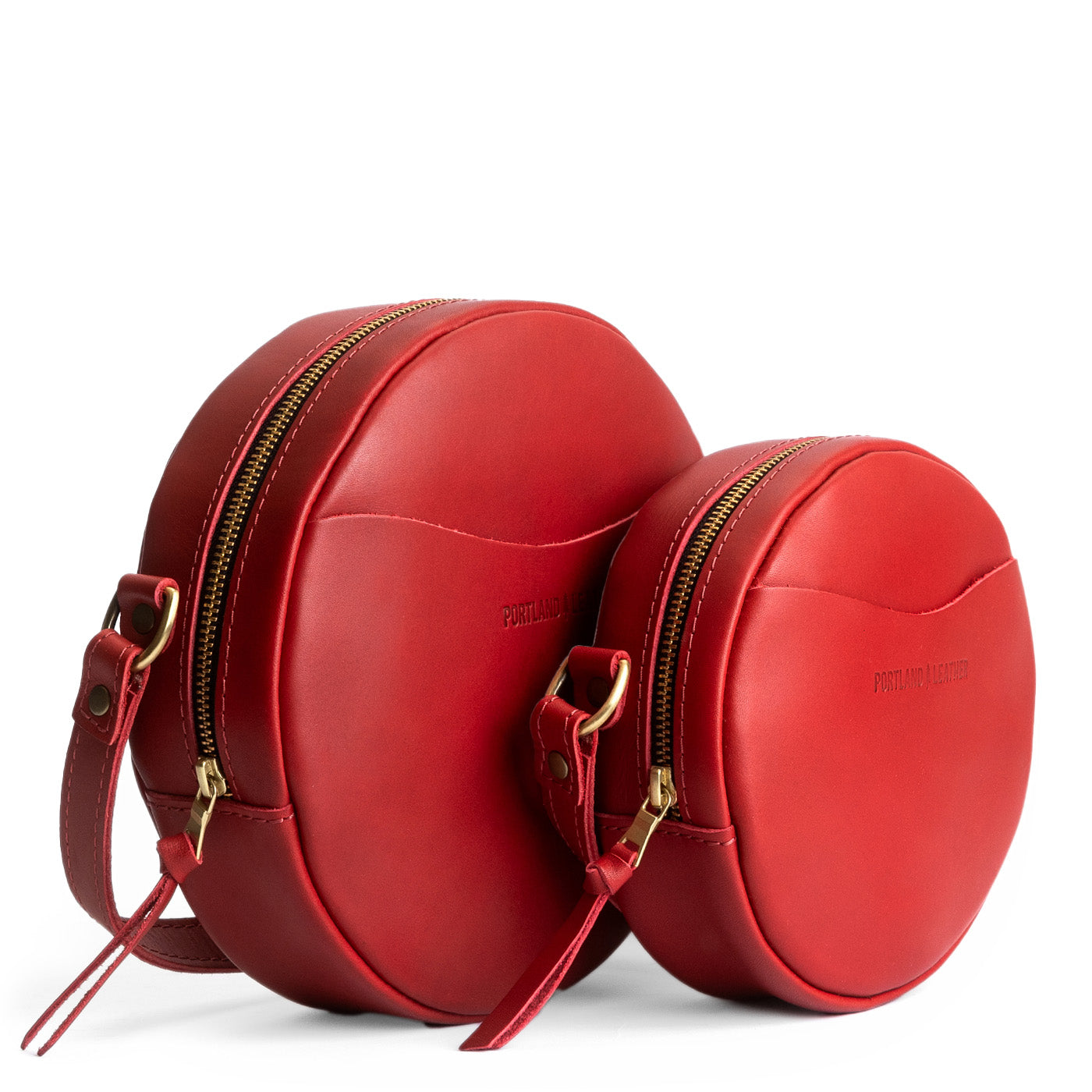 Ruby | Circle shaped crossbody bag with top zipper