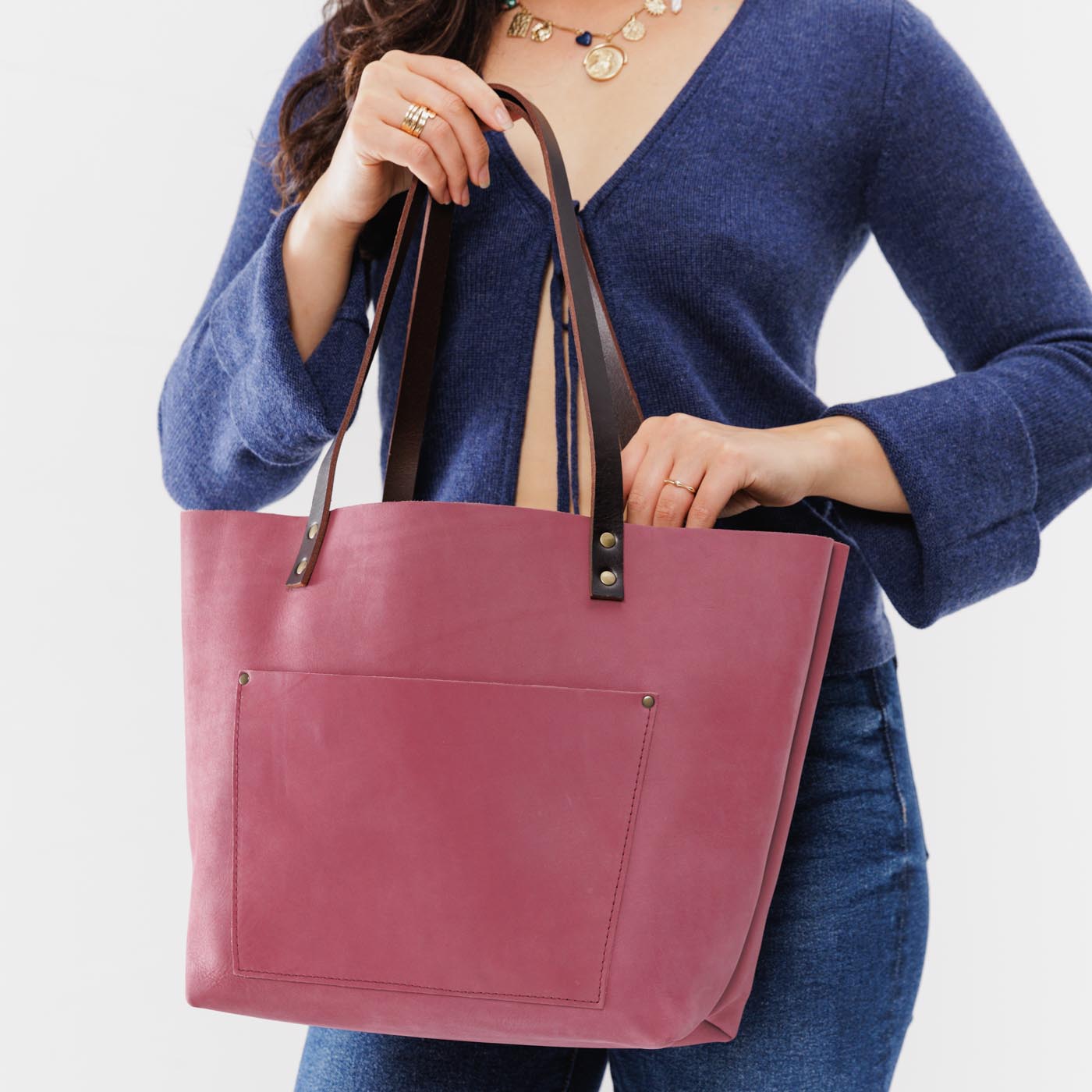 Foxglove*Classic | Large leather tote bag with sturdy bridle handles and front pocket