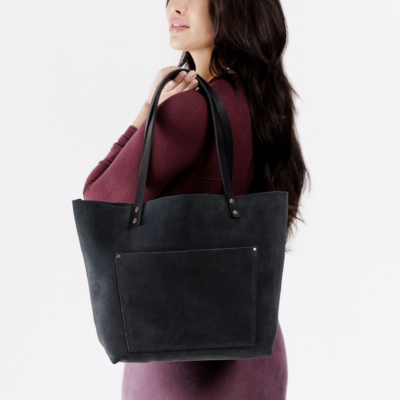 Peppercorn Classic | Large leather tote bag with sturdy bridle handles and front pocket