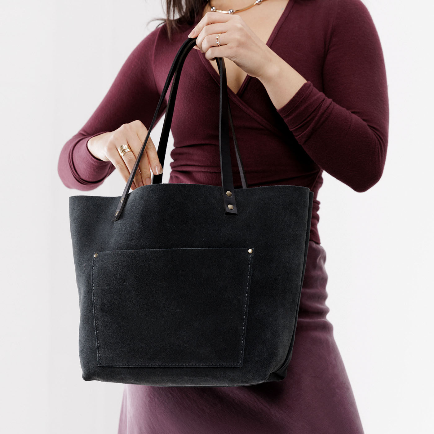 Peppercorn*Classic | Large leather tote bag with sturdy bridle handles and front pocket