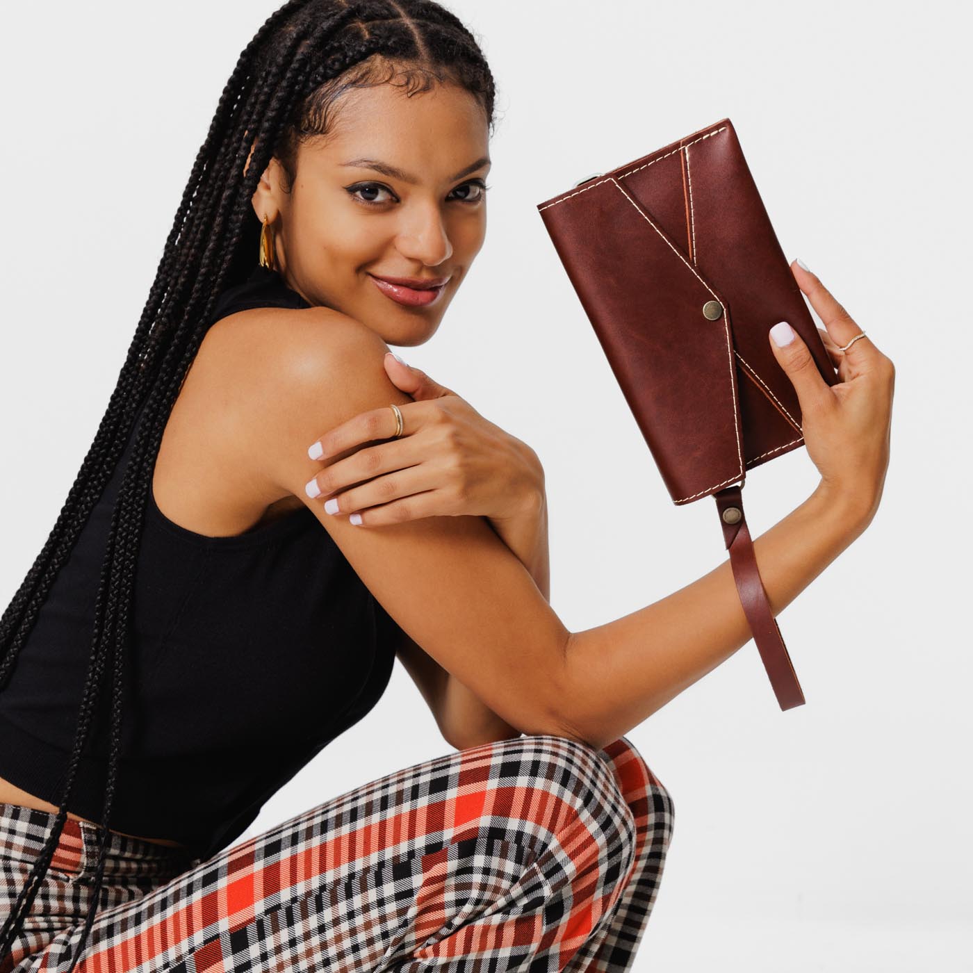  Cognac | Envelope shaped clutch wallet with crossbody strap