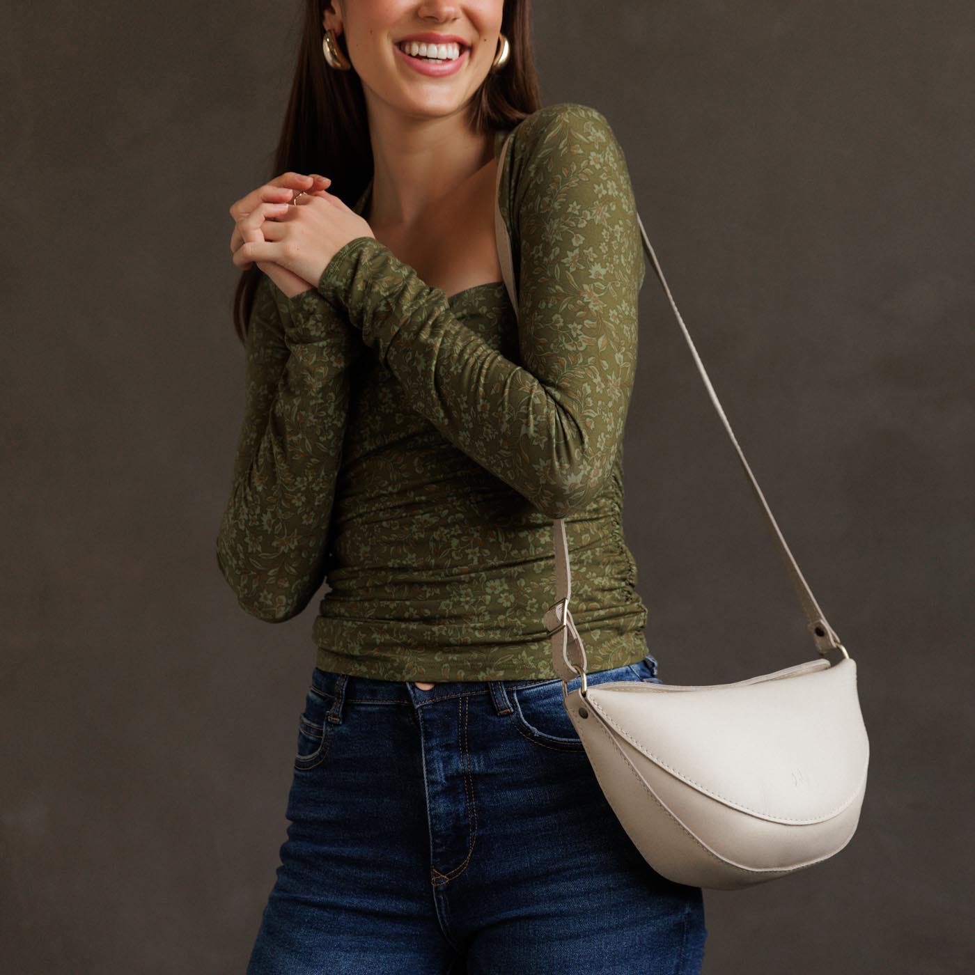 Bone*Medium | Half circle shaped sling bag