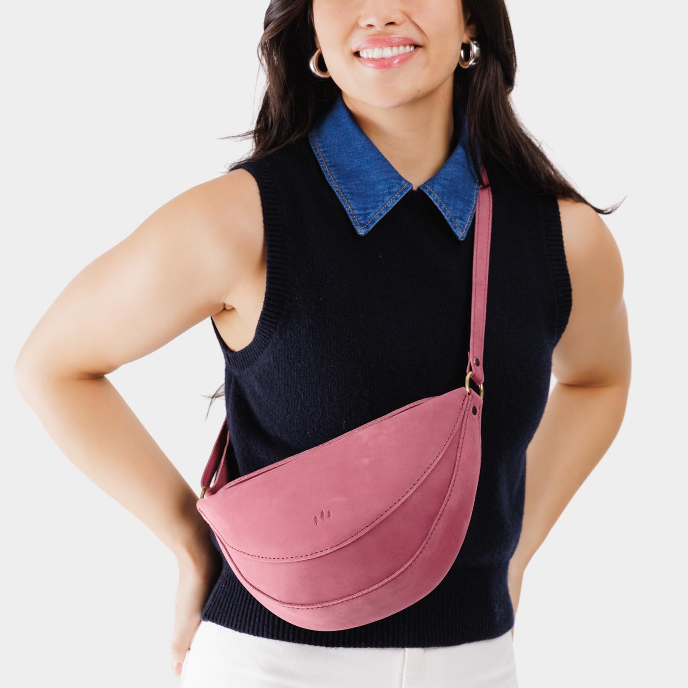 Foxglove Medium | Half circle shaped sling bag