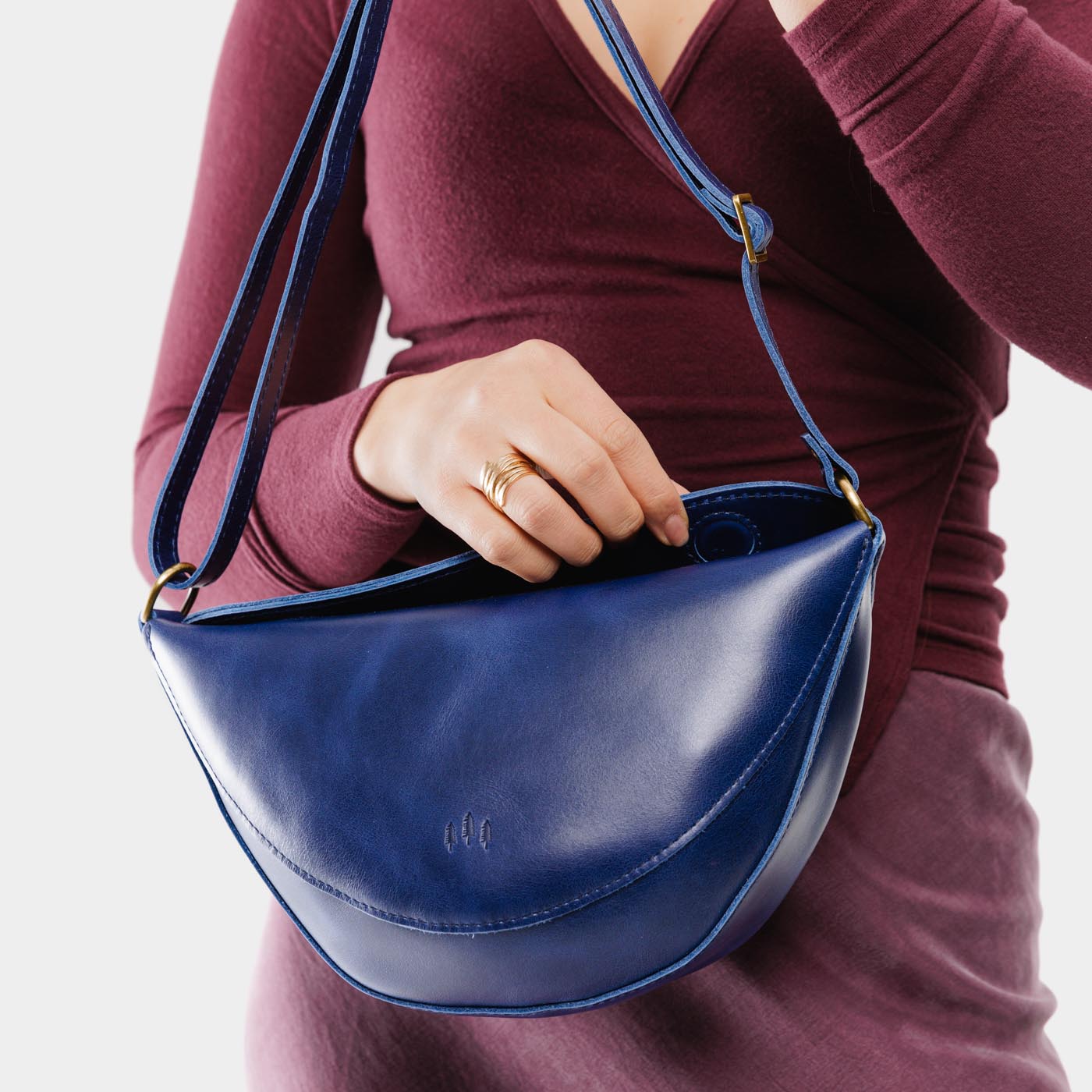 Cowboy Blue*Medium | Half circle shaped sling bag