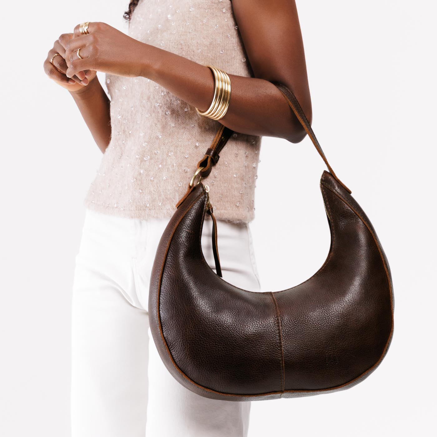 Coldbrew*Large | Crescent shaped shoulder bag with zipper closure and adjustable strap