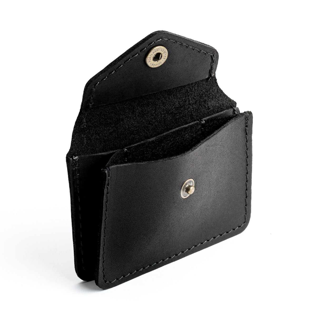 Black Classic | Small leather wallet with snap closure