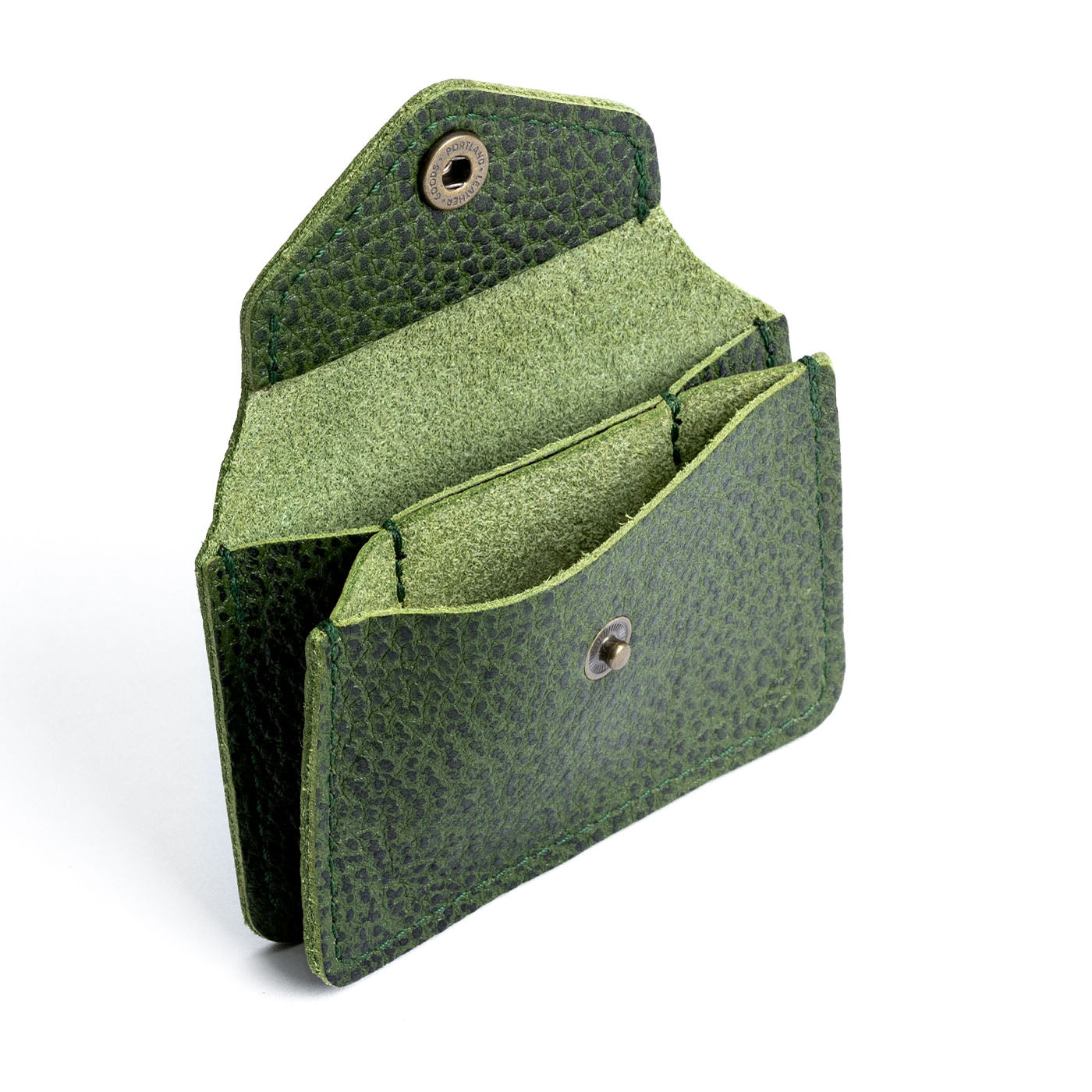 Avocado Classic | Small leather wallet with snap closure