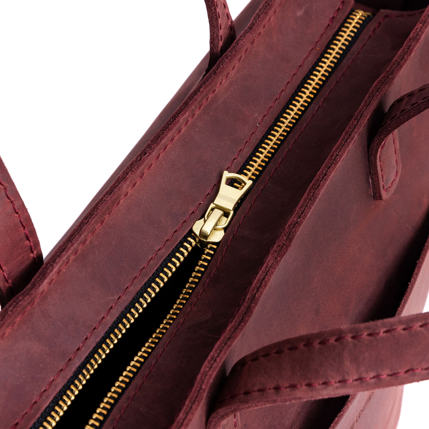 Merlot Zipper | Midsize crossbody tote with handles and a pocket