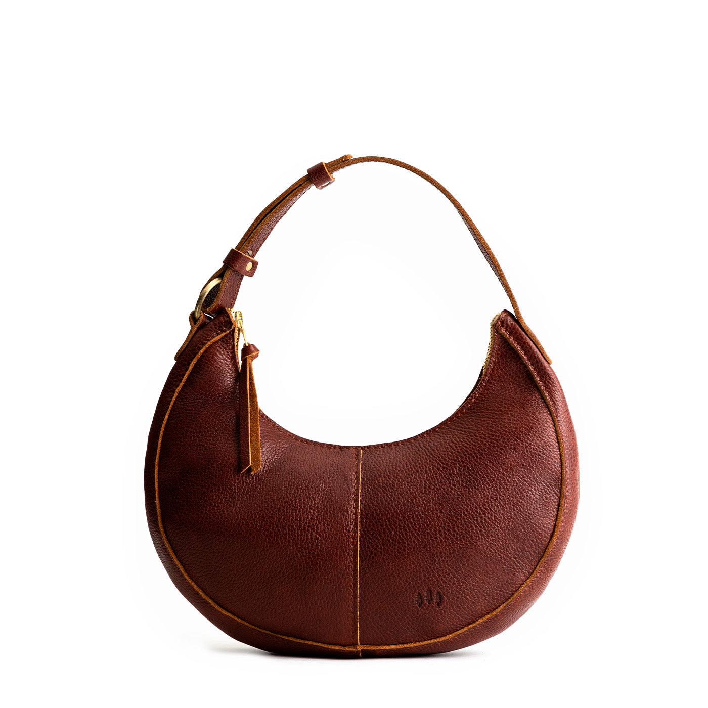 Nutmeg Classic | Crescent shaped shoulder bag with zipper closure and adjustable strap