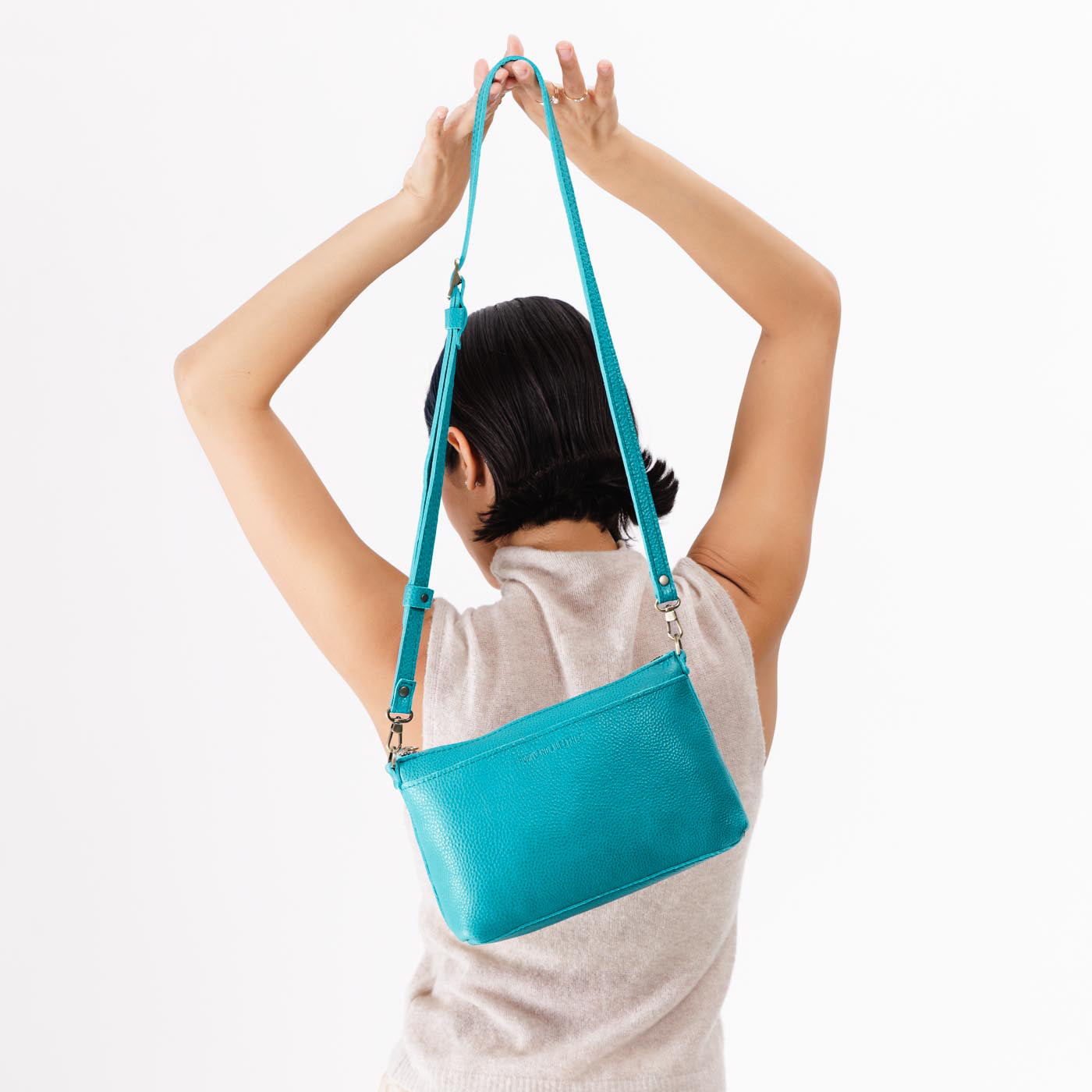 Baja | Zip top petite crossbody bag with detachable strap