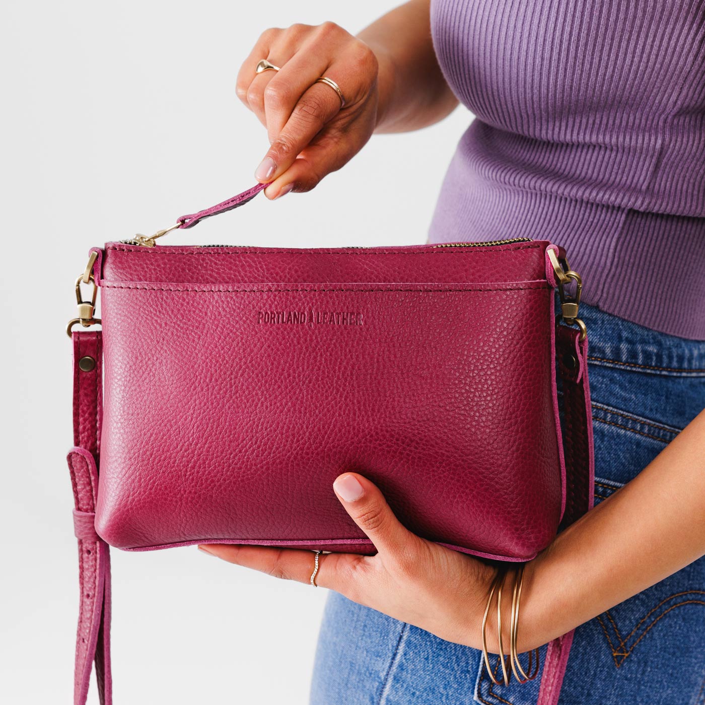  Cosmo | Zip top petite crossbody bag with detachable strap