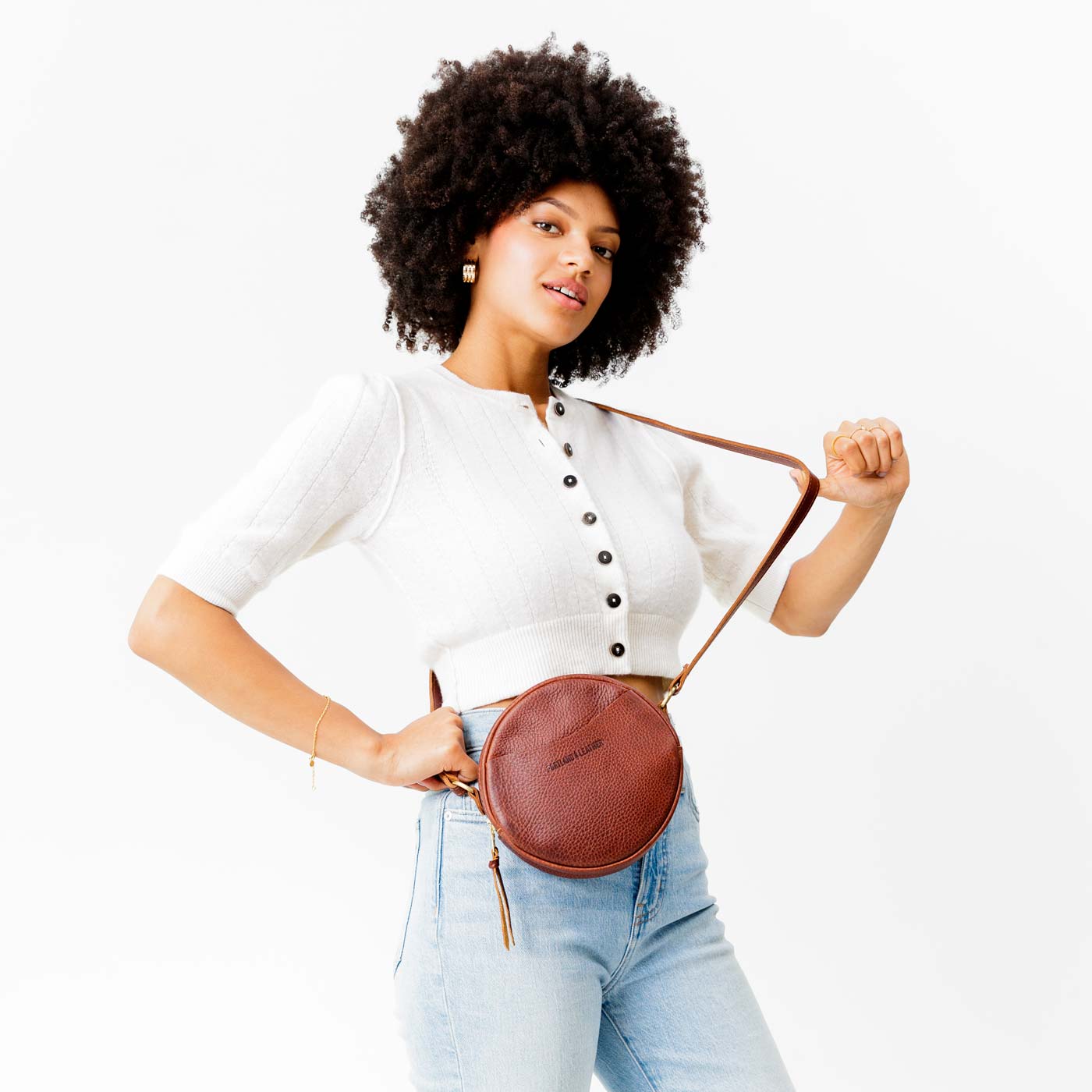 Nutmeg*Small | Circle shaped crossbody bag with top zipper